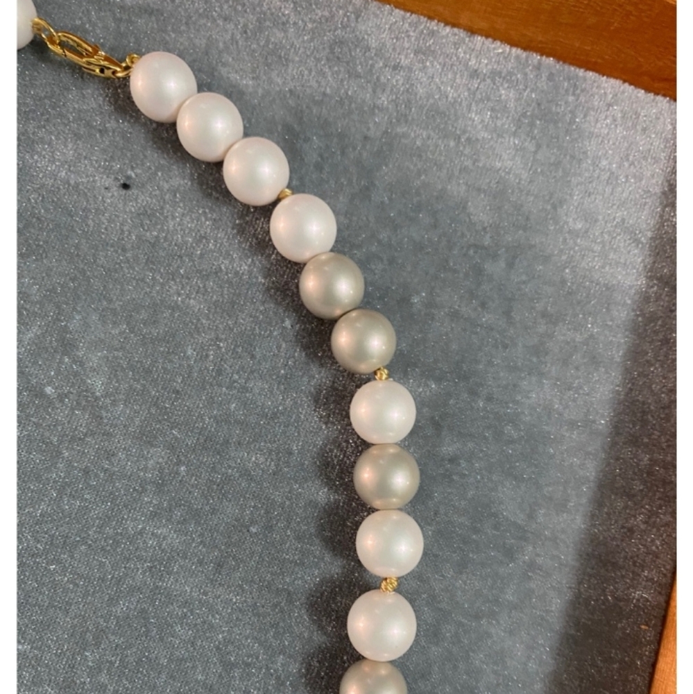 Alexis Bittar Pearl Necklace - Picture 8 of 13